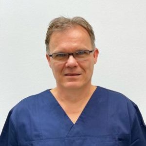 Dr. Csere Tamás