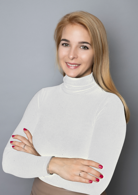 Ressely-Szarvas Veronika